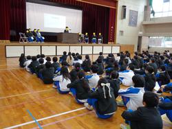 各委員会委員長選挙の様子