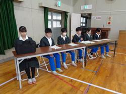 各委員会委員長選挙の様子