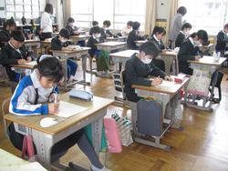 各委員会委員長選挙の様子