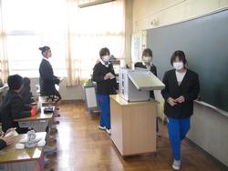 各委員会委員長選挙の様子