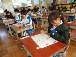 1年生国語の授業。（テスト）