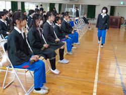 6年生卒業式の練習