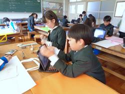 4年生図工の授業