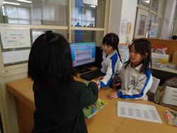 2年生図書の時間