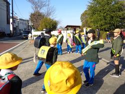 挨拶ボランティア始動