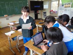 2年生学級活動。