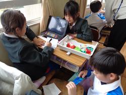 2年生学級活動。