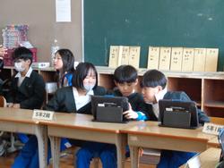 第11回代表委員会の様子