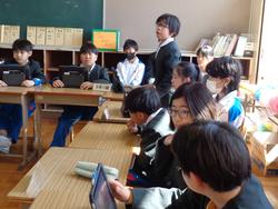 第11回代表委員会の様子