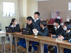 第11回代表委員会の様子