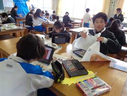 4年生図工の授業