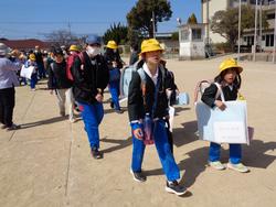 一斉下校の様子