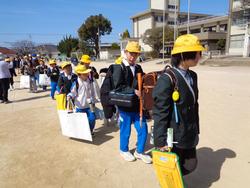 一斉下校の様子