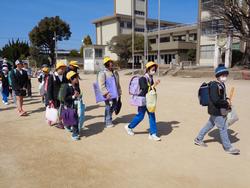 一斉下校の様子