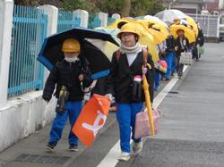 集団登校の様子