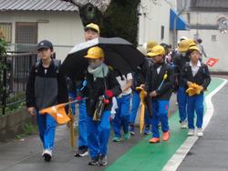 集団登校の様子