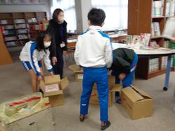 6年生 始業式・入学式の準備