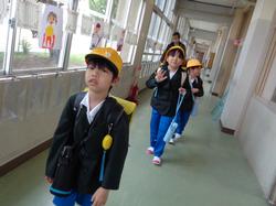 1年生下校の様子