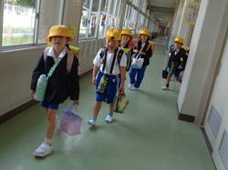 1年生下校の様子