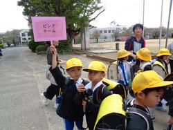 1年生下校の様子