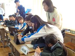 第1回代表委員会の様子