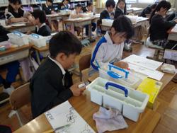 3年生図工の授業