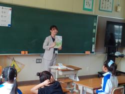 1年授業参観の様子