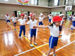 中学年 運動会の練習