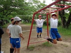 業間休みの外遊び