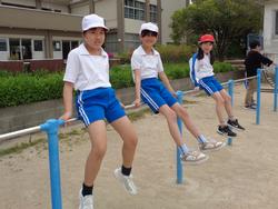 業間休みの外遊び