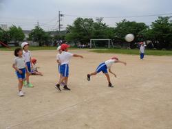 業間休みの外遊び