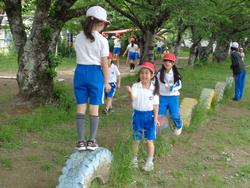 業間休みの外遊び