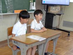 2年生 朝の健康観察