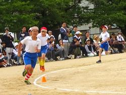 5・6年徒競走の様子