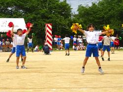 1・2年表現運動「♡パワーでにっこりほっこり」