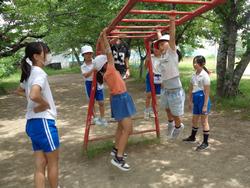 業間休みの外遊び