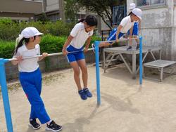 業間休みの外遊び