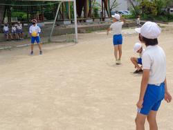 業間休みの外遊び