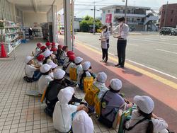 3年生スーパーマーケット見学