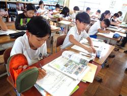4年生社会の授業