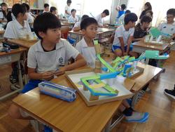 4年生図工の授業