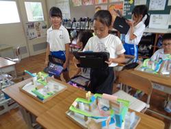 4年生図工の授業