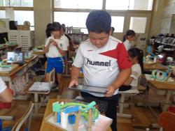 4年生図工の授業