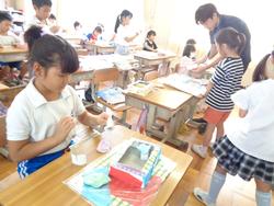 2年生図工の授業