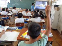 4年生社会の授業