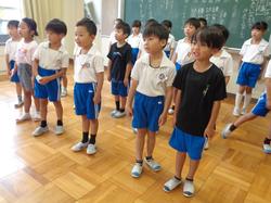 1年生と2年生で歌の交流会