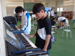 6年生音楽会の楽器オーデション