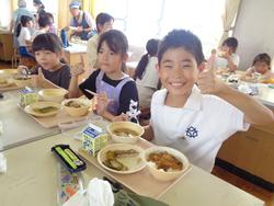 2年生夏野菜カレー作り（コミスクミニ活動）