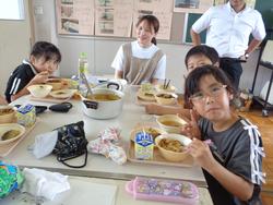 2年生夏野菜カレー作り（コミスクミニ活動）