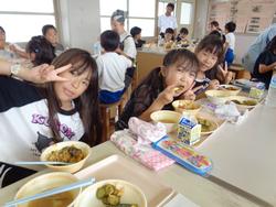 2年生夏野菜カレー作り（コミスクミニ活動）